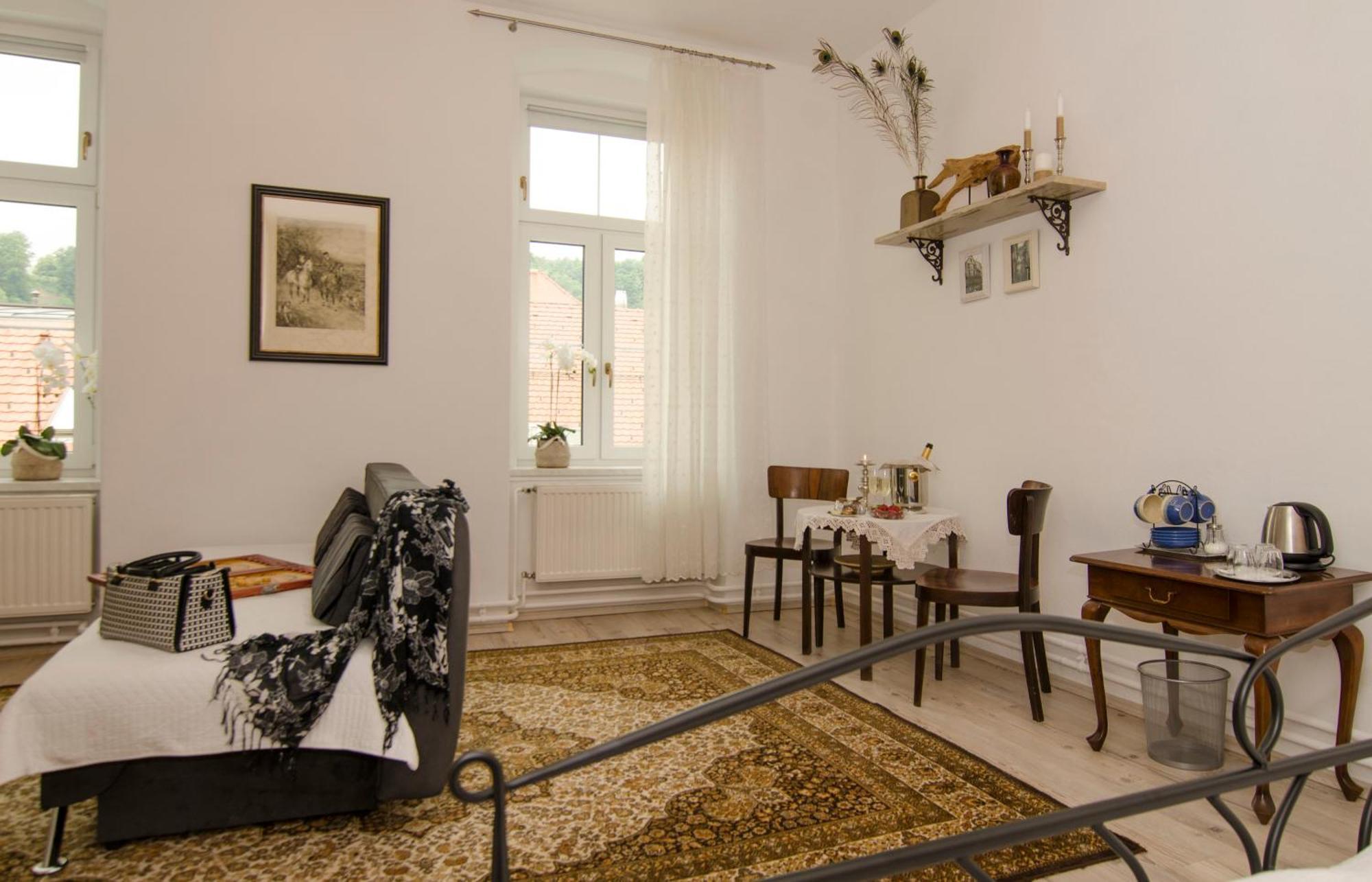 Trubarjev Art Boutique Hotel Laško الغرفة الصورة